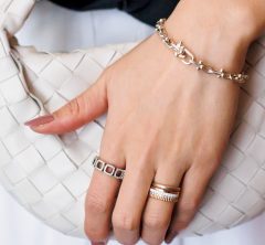ハンサムなだけじゃなく女性らしくも！「シルバージュエリー」総まとめSNAP