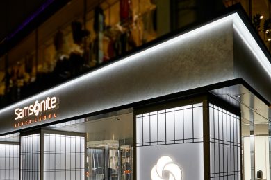 【サムソナイト・ブラックレーベル】が東京・銀座にアジア最大の旗艦店をオープン