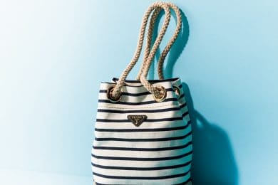 【STORYスタイリスト これ欲しい！】カジュアルなものこそ上質な「プラダ」で本気買い