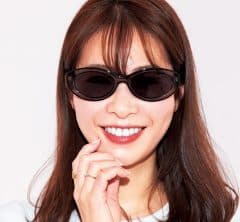 顔タイプ診断( フェミニン＆クール】に似合う大人サングラス　