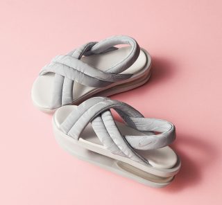 40代に嬉しい！朝悩まずに夏コーデがアガるアイテム【ランキングTOP5】