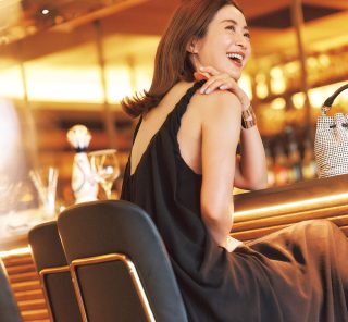 大人の肌見せは…背中！ 最高に気分が上がる肌見せワンピ