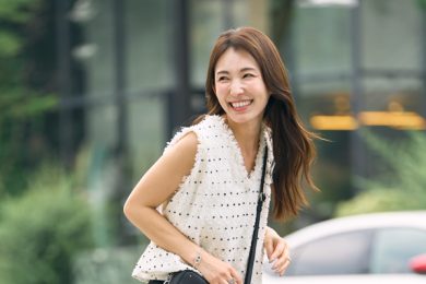 40代の足元革命スナップ！推し活も仕事もOKな“最愛スポサン”完全ガイド【6選】