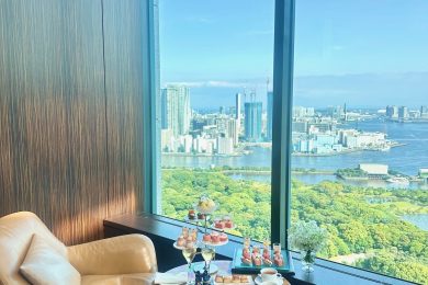 みずみずしい桃がたっぷり♡ 「コンラッド東京」で東京湾の絶景を眺めながらアフタヌーンティーはいかが？