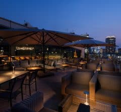 表参道の「TWO ROOMS」がリニューアル!非日常を叶える“大人の空間”が誕生しました