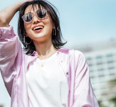 暑くても、二の腕出したくない派に朗報！【シアーシャツ】がちょうどいい