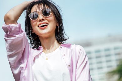 暑くても、二の腕出したくない派に朗報！【シアーシャツ】がちょうどいい