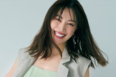 【蛯原友里さんコーデ】夏の毎日を特別に変えるカラーワンピース