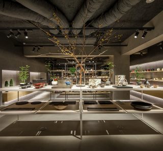 私だけの特別な器を見つけたい！ 自然と暮らしに寄りそう工藝店【雨晴／AMAHARE】