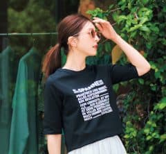 40代がイタく見えないロゴTって？「五分袖」できれいめカジュアルに