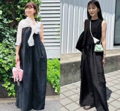 40代読者スナップで判明！「黒コーデ×カラーバッグ」が大正解。一番人気の差し色は？