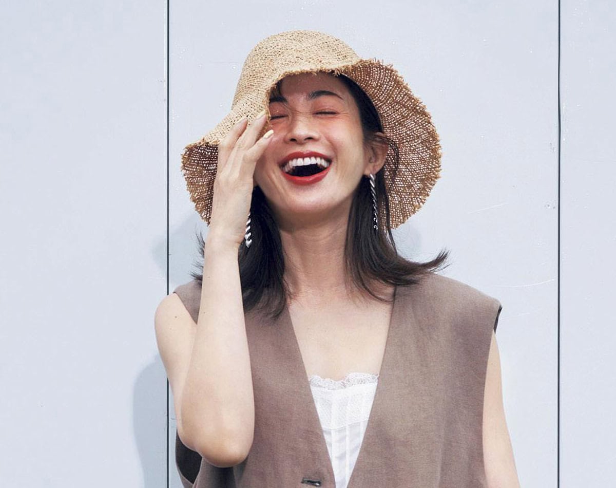 大人だってノースリ着たい」は【細見え優秀ジレ】が叶えてくれる 