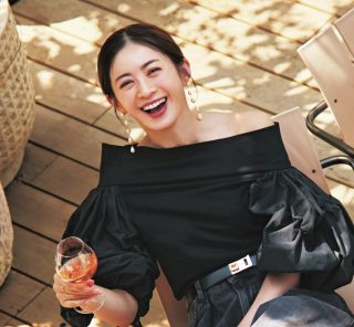 【華やかオフショル】で夏のママOFF時間の解放感をとことん楽しむ！