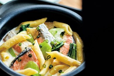 〈簡単で洗いものは最小限に〉スイッチ一つで完成する時短&手間短の【炊飯器レシピ】