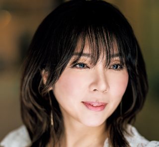 歌手・岡本真夜さん（51）「メニエール病」「発声障害」…人生のどん底を乗り越えた今、見えるものとは？