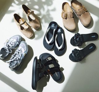 【大人スタイリストの足元おすすめ】まだまだ続く暑い日にサンダル＆スニーカー〈６選〉
