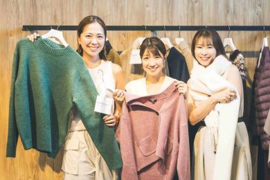 2025秋冬速報【ユニクロ】でできる！秋の装いは「ニットパンツ」と「ミニ丈」で更新！〈コーデ3選〉