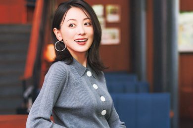 【40代の秋映えコーデ】仕事もお出かけも頼れる「華やか服」13選