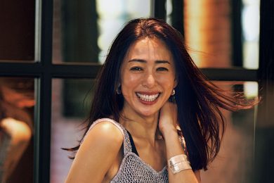 仕事後の飲み、ワンアイテム足すなら即華やげる【キラキラキャミ】に決まり！