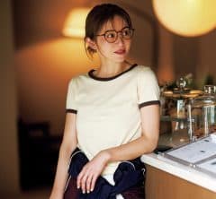 【大人のスポーツMIXコーデ】はメガネ＆チークで完成度を高めて