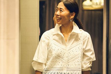 秋のおシゴト服に新鮮感を出すならインパクトキャミをプラスして！