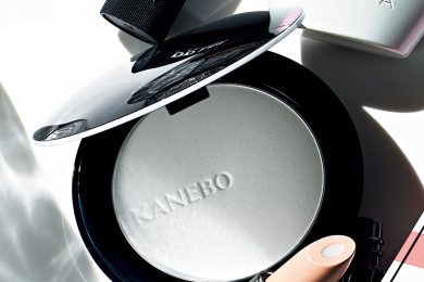 人気へア・メークAIKOさんに教わる　湿気と汗に負けない！ヨレないベースメイクアイテム〈３選〉