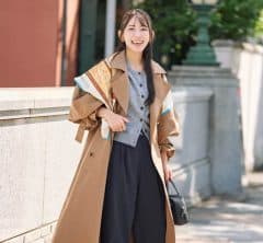 おしゃれな40代は、「大判スカーフ」で秋コーデをアップデート中！＜読者スナップ6選＞
