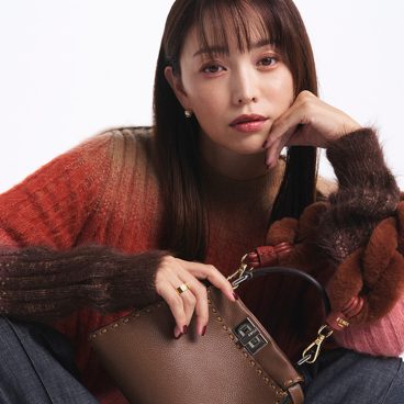 蛯原友里さんと100周年の「フェンディ」】リュクスな風格、小粋な遊び