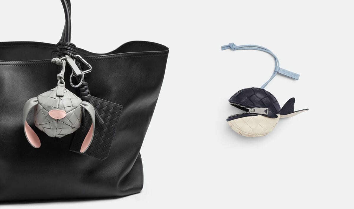 【日本限定】最終値下げ ボッテガヴェネタ パース チャームに！【ボッテガ・ヴェネタ】大人可愛い新作コインパース