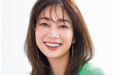 夏枯れパサつきヘアをツヤ髪に見せる大人のトレンドカラー〈３選〉