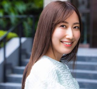 SNSで話題！ロング派なら秋に一度はやっておきたい「髪質改善トリートメント」って？40代のリアル読者レポ