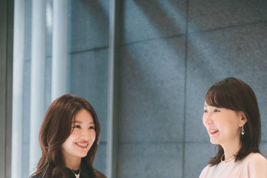 〈プロが教える〉40代の婚活ファッションは、「オシャレすぎ」はNG！正解コーデは？