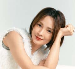 【特別カット集】国仲涼子さん（46）今も変わらないヘルシーな美しさ...沖縄の太陽のような笑顔に釘付け！