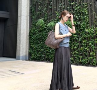 〈グレー&ブラウン〉お洋服もコスメも秋色にシフトが楽しい！【モデル私服コーデ】