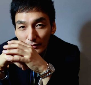 草彅剛、2年半ぶりの民放連ドラ主演！照れながら語る恋愛シーンへの挑戦「よくやったな…（笑）」