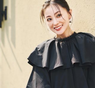 【40代の秋冬羽織り】どんなシーンにも使える！万能アウター〈着回し9選〉　