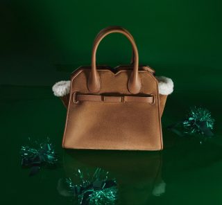 【ヴァレクストラ】ホリデーコレクションの新作バッグを自分ご褒美に！銀座三越でPOP UPも開催