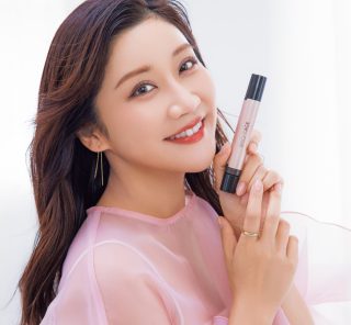 40代におすすめ！「持ち運べる」目元ケアで、ずっと続く潤いを