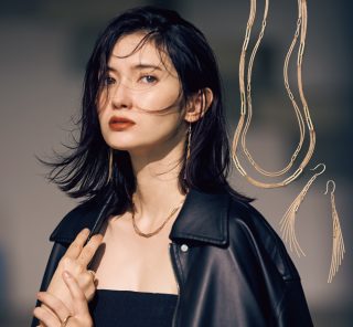 多タスクな日常がドラマティックになる！重ねる【ゴールドジュエリー】