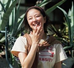 【26℃コーデ】昼汗ばんで夜涼しい初秋は肩掛けカーデで微調整