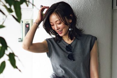 コーデに甘さをひと盛りしたい日に【チュールスカーフ】が使える！