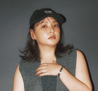 【野呂佳代さんのマストアイテム】フープピアスをハンサムコーデの仕上げにON