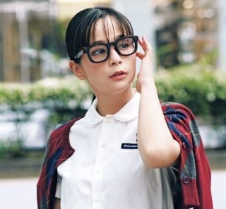 定番コーデ【白シャツ×ワイドパンツ】可愛げ＆鮮度UPの秘訣は？