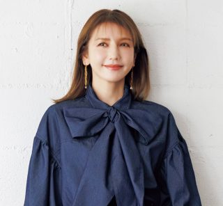 【リボンブラウス×チュールスカート】甘コーデもデニム素材で旬顔に