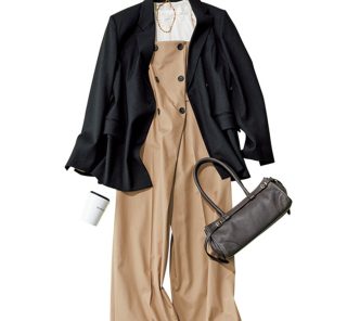 コンサバ化しすぎないオフィスコーデは〈ワイドパンツ〉がお役立ち！〈３選〉