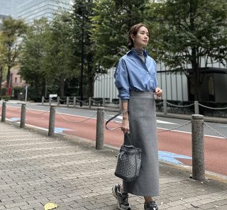 〈ニット×シャツ〉レイヤードが楽しい冬の着こなし【モデル私服コーデ】