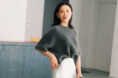 モノトーンでも華やぐ！40代の『上品スカートコーデ』〈4選〉
