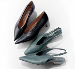 履き心地の良さも魅力！【Vカットパンプス】がキレイめ派40代に大人気