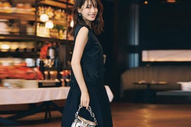 母親がこんな格好を…と言われても。今夜はこの「ワンピース」が着たい【年末特別エッセイ①】