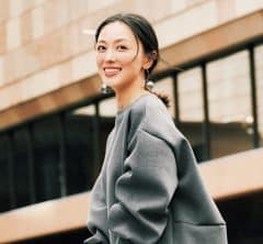 デイリーもお出かけも重宝しすぎ！一枚でサマになる【大人スウェット】